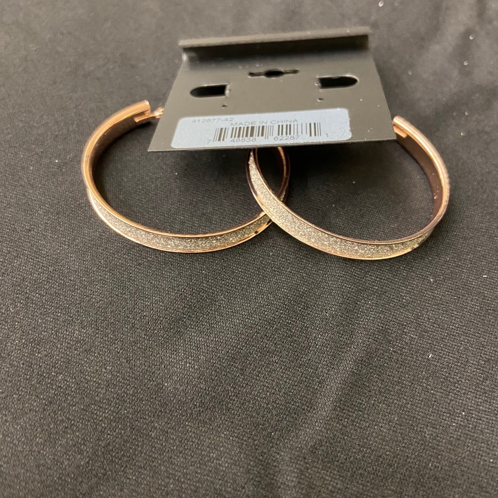 Guess Earrings Silver and Gold - Picture 3 of 4